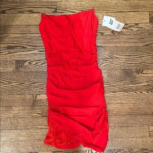 Elegant Tiger Mist Red Strapless Corset Dress